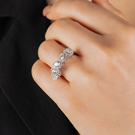 أطقم مجوهرات